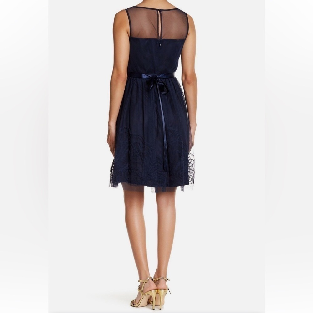 Eliza J Illusion Neckline Sleeveless Embroidery Dress Womans Small - Picture 2 of 14